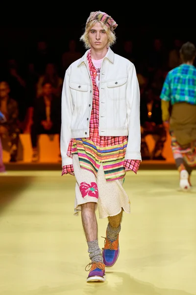 Look 31